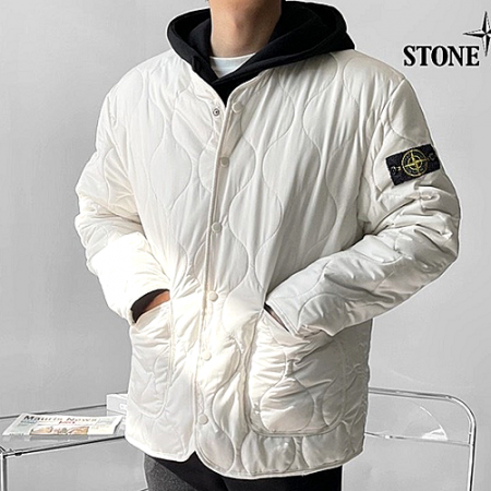스톤아일*드 와펜 퀄팅 경량 다운패딩