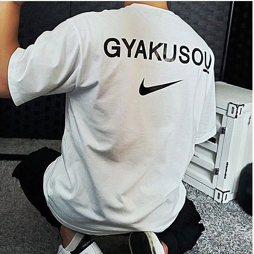 NIKE 나*키 GYAKUSOU 티셔츠