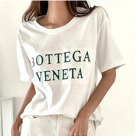 보테가베*타 BOTTEGA VENETA 엠보 로고 티셔츠