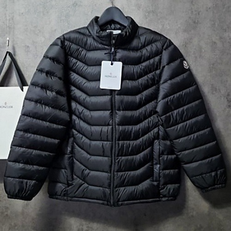 몽클*어 로고패치 카미오 다운 패딩