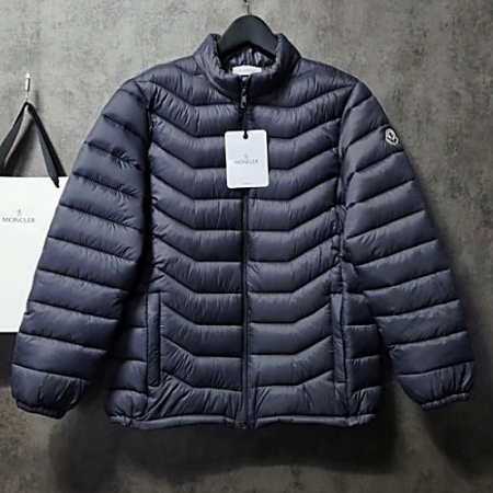 몽클*어 로고패치 카미오 다운 패딩