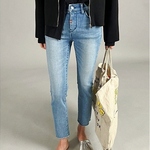 THOM BROWNE 톰브*운 make up hip 워싱 데님진