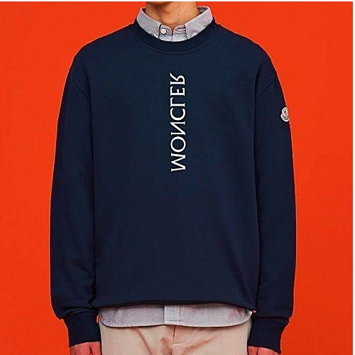 몽클*어 MONCLER 세로 레터링 맨투맨