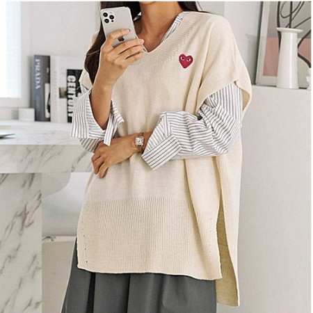 꼼데가*송 하프 브이 조끼