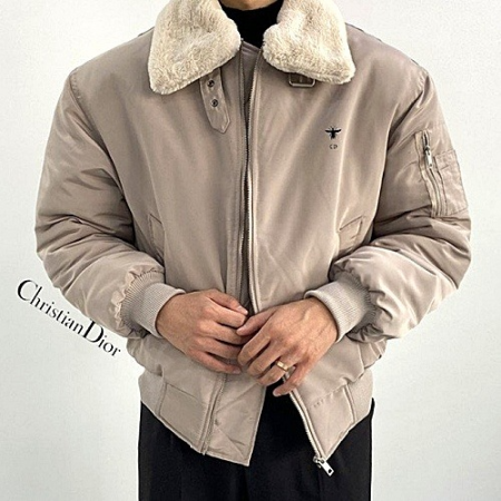 DIOR 카라넥 퍼봄버 자켓