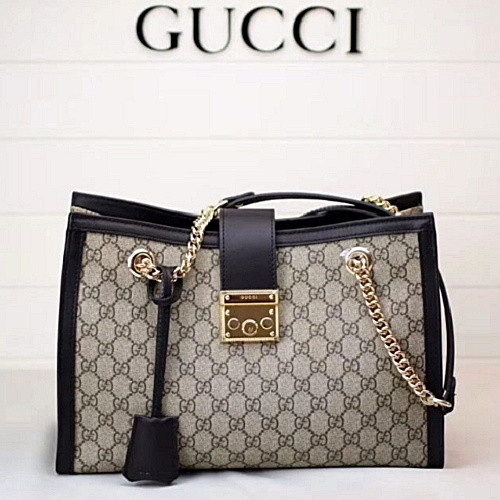 GUCCI GG슈프림 패드락 미듐 숄더백 블랙 479197