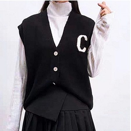 셀*느 C로고 니트 조끼