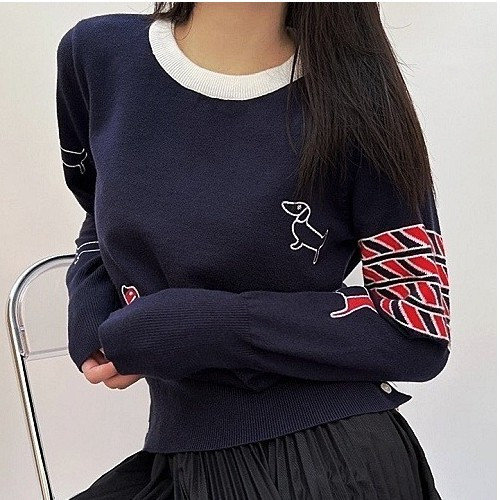 톰브*운 크레이지 퍼피 라운드 니트