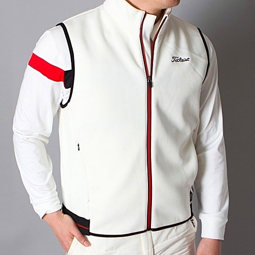 타이틀리*트 지퍼배색 기모 니트 조끼