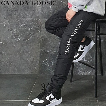CANADA GOOSE 하이브리드 레터링 패딩 바지