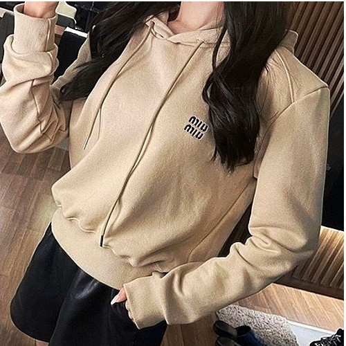 미우미우 자수로고 베이직 후드