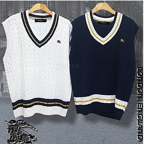 버*리 배색라인 니트 베스트