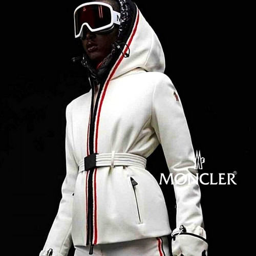 MONCLER 삼선 포인트 오리털  후드패딩