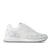 루이비통 런어웨이 스니커즈 1ADG4A - 화이트
