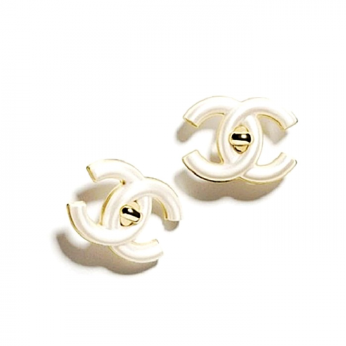 CHANEL 로고 이어링