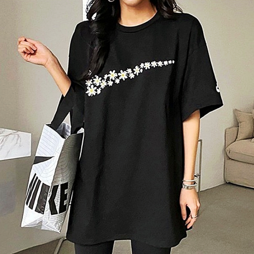 NIKE 플라워 스우시 반팔티