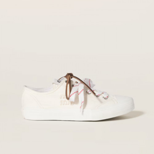 MIU MIU 워싱 데님 스니커즈 - 아이보리