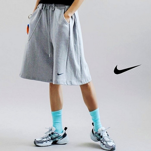 NIKE 버뮤다 쮸리 반바지