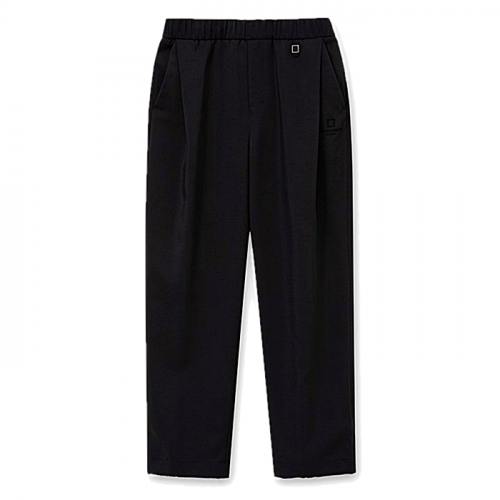 우영미 WOOYOUNGMI 커브드로고드 밴디드 팬츠