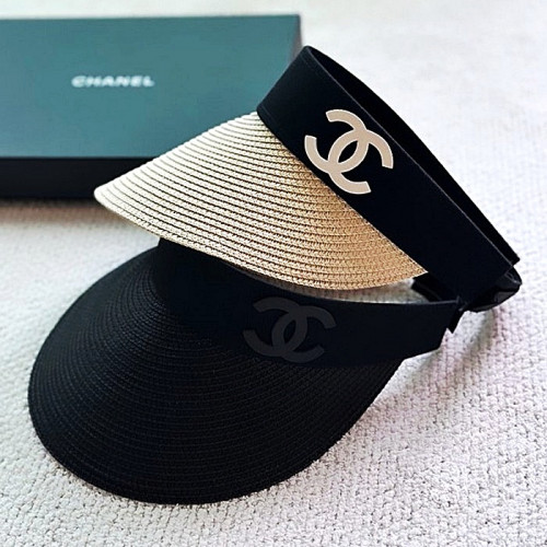 CHANEL 로고띠 라탄선캡