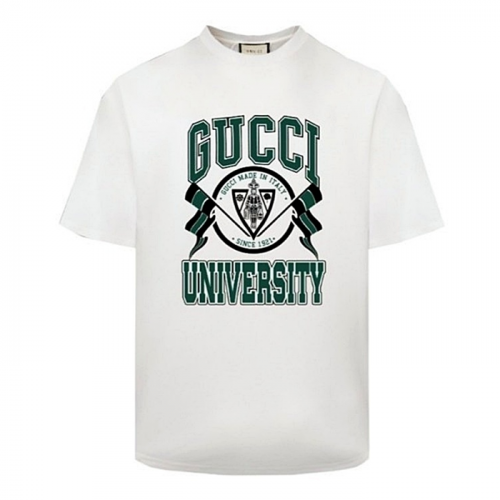 GUCCI 그린 깃발 로고 티셔츠