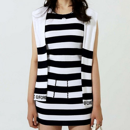 G/FORE 스트라이프 니트 드레스 & 스트라이프 숄