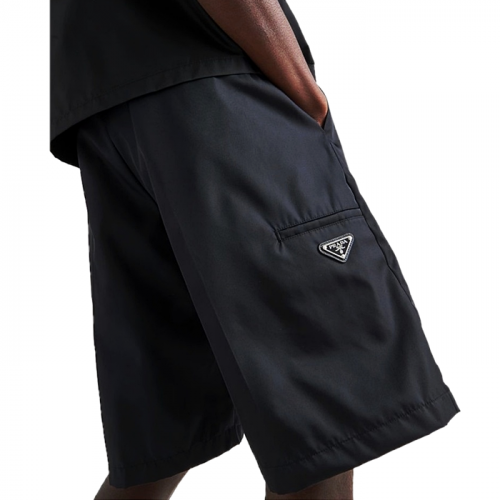 PRADA 리나일론 버뮤다 쇼츠