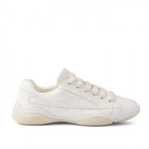 프라다 나파 가죽 스니커즈 화이트 1E942N