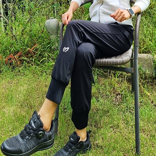 마스터바니 MASTERBUNNY 빅로고 자수조거 팬츠