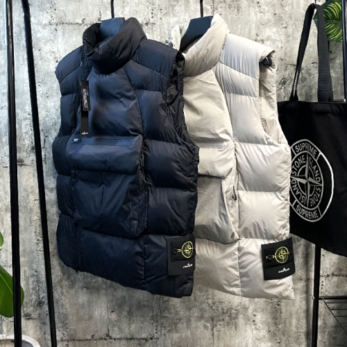 스톤아일*드 STONE ISLAND 사선 패딩조끼