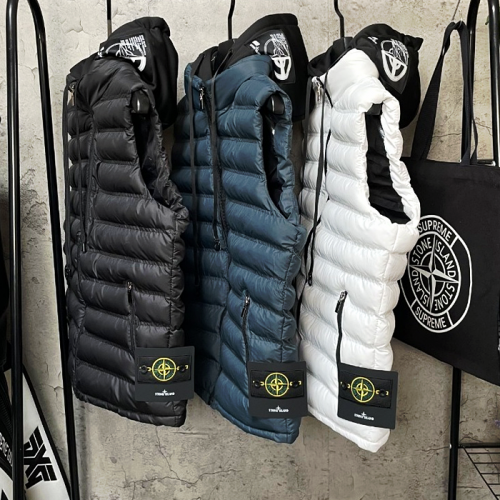 STONE ISLAND 후드포인트 패딩조끼