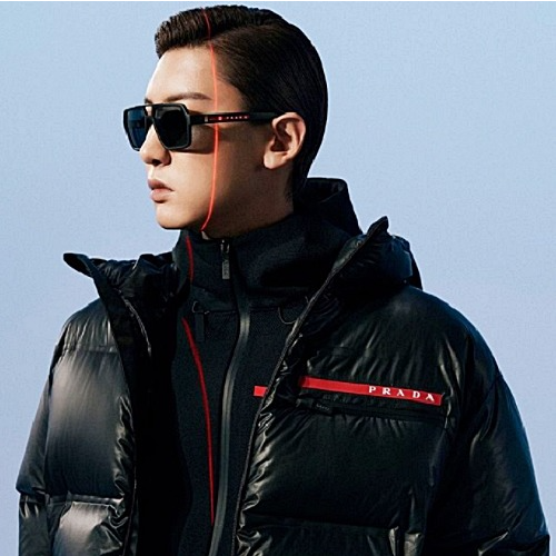 PRADA 라이트 본디드 나일론 다운 패딩 자켓