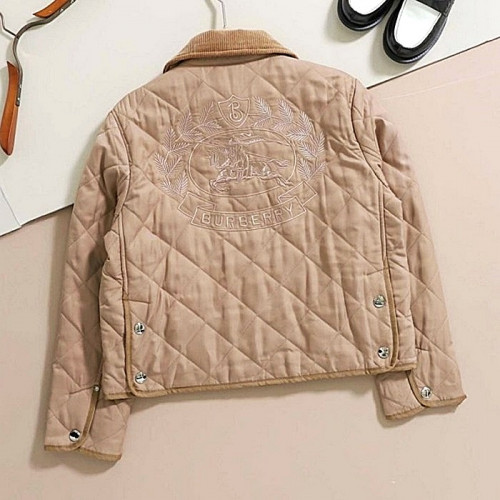 BURBERRY 크롭 퀼팅 체온조절 반 재킷