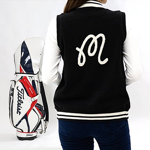 MALBON 인타 버튼 울 니트조끼