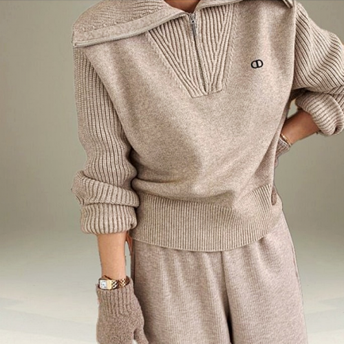 DIOR 크리스 세일러카라 반집업 니트