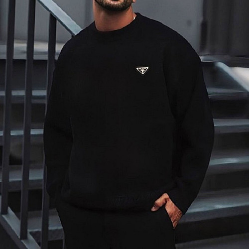 PRADA 트라이앵글 플레이트 커플 울니트