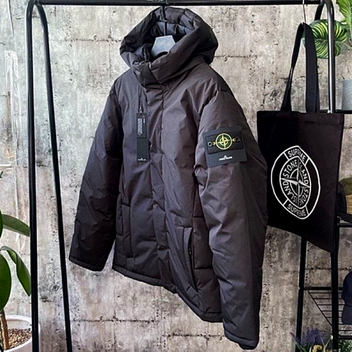 STONE ISLAND 터틀 하이넥 윈터 패딩