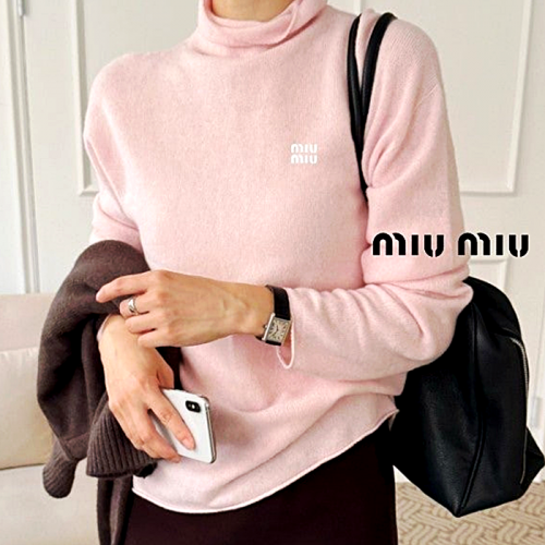 미우미우 MIUMIU  울 폴라 니트