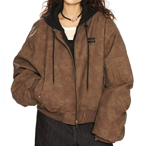 미우미우 MIUMIU 블랙 로고 점퍼