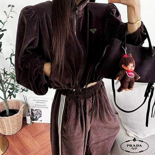 프라다 PRADA 벨벳 셋업 SET