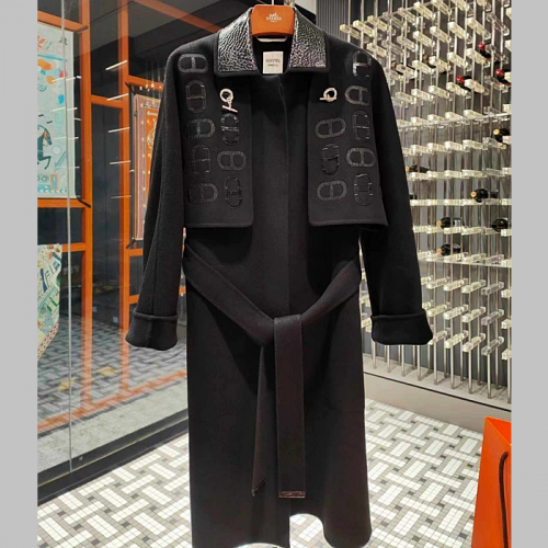 HERMES 시그니쳐 클립 패턴 코트