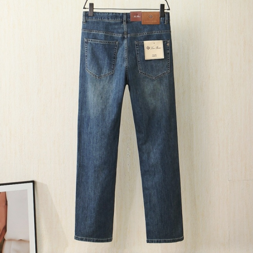 로로피아나 Loro Piana 포켓 파츠로고 스판워싱 데님팬츠