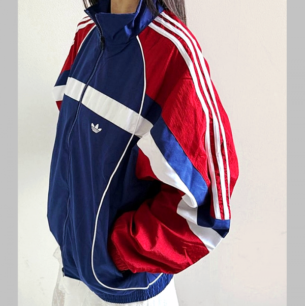 아디다스 ADIDAS 로고 배색 바람막이