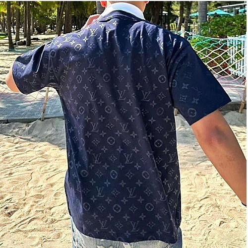 LOUIS VUITTON 모노그램 로고 프린팅 포켓 티셔츠