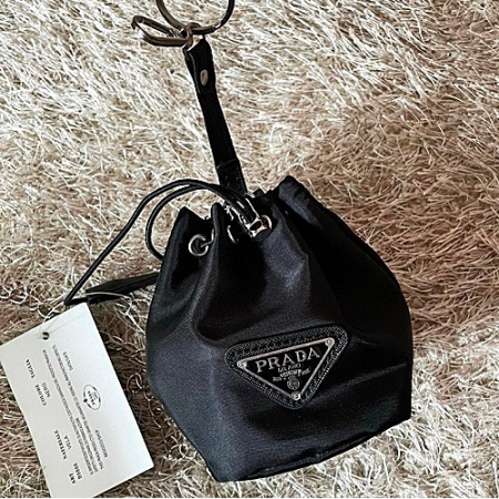 프*다 PRADA 미니 복조리 키링