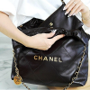 CHANEL 22백 샤이니 카프스킨