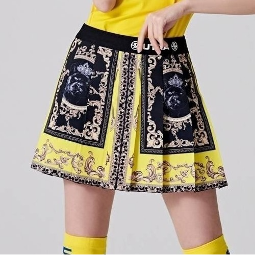 UT*A 바로크 플레어 스커트