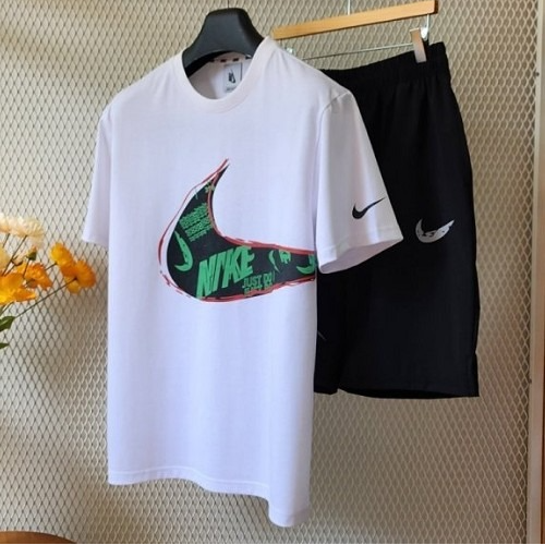 NIKE 블랙홀 스우시 트레이닝 셋업