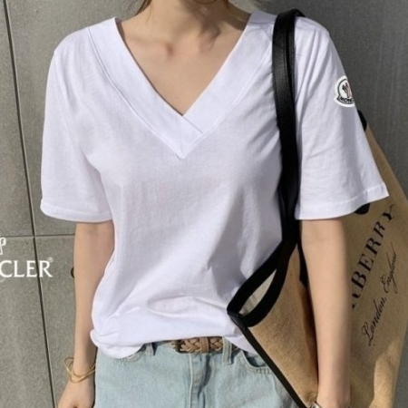 몽클*어 브이넥 티셔츠