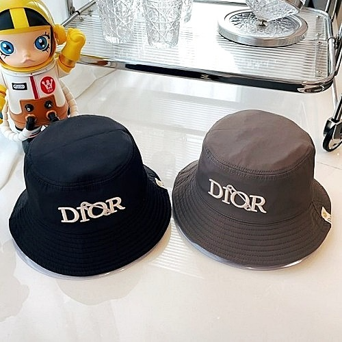 DIOR 쥬디블레임 리버서블 버킷햇